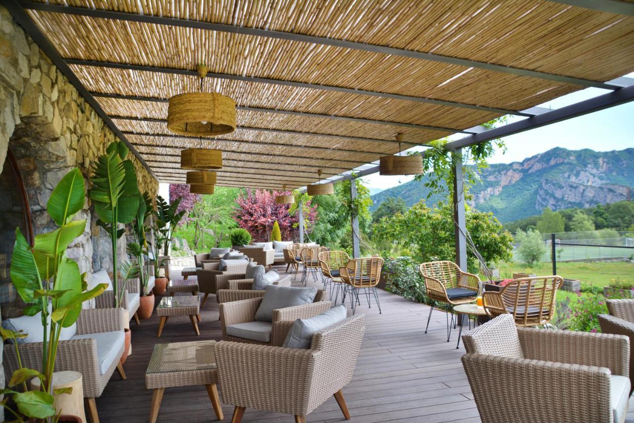 Hotel Familiar El Jou Nature Sant Corneli Exterior foto