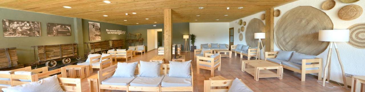 Hotel Familiar El Jou Nature Sant Corneli Exterior foto