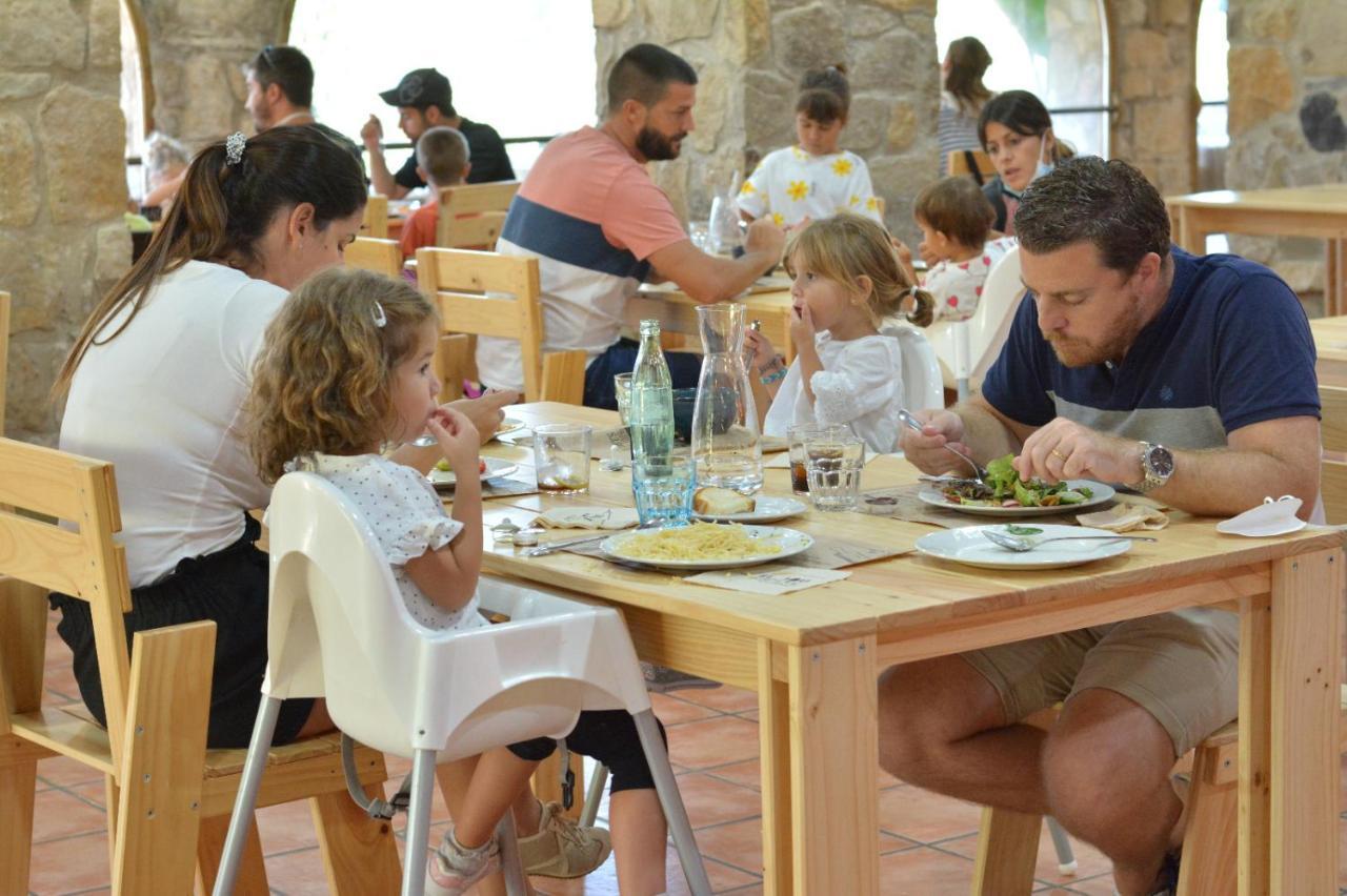 Hotel Familiar El Jou Nature Sant Corneli Exterior foto
