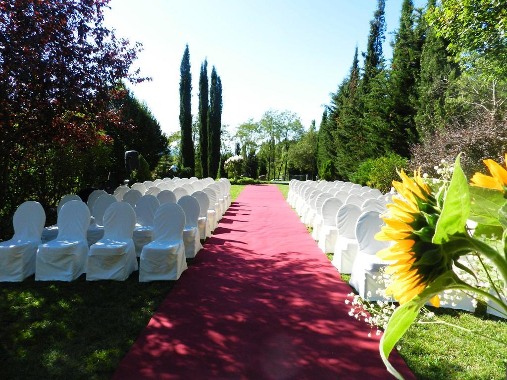 Hotel Familiar El Jou Nature Sant Corneli Exterior foto