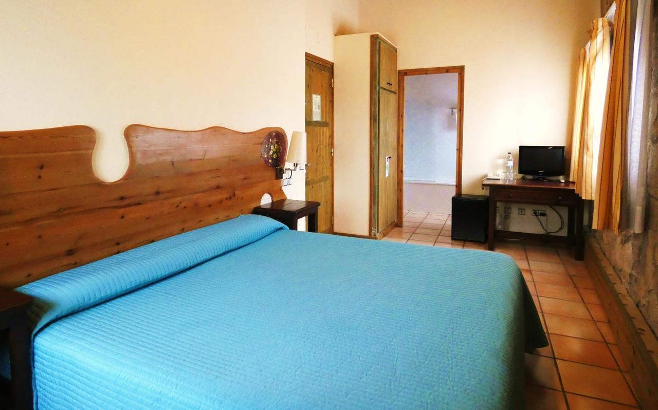 Hotel Familiar El Jou Nature Sant Corneli Exterior foto